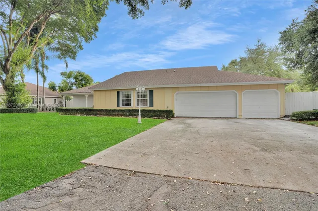 $1,177,000 | 14930 Southwest 145th Street, Miami, FL 33196