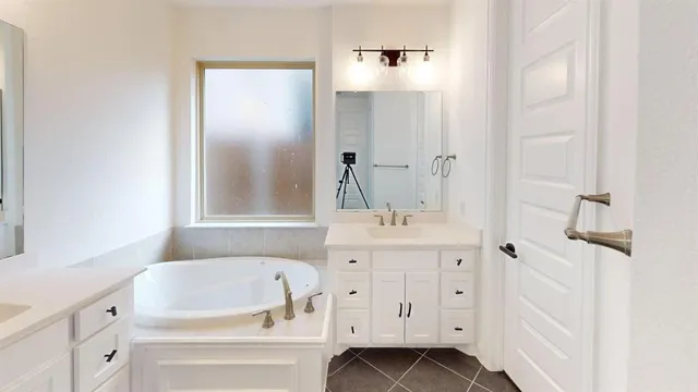 $3,499 | 1728 Tallwich Drive, Carrollton, TX 75010