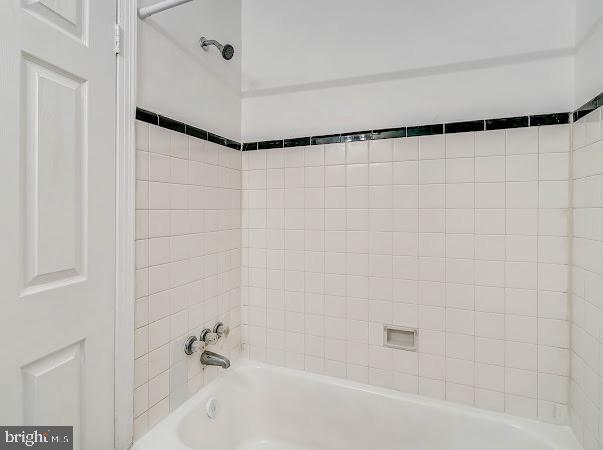324 34th Street Southeast Washington, DC 20019 - Photo 11 of 25