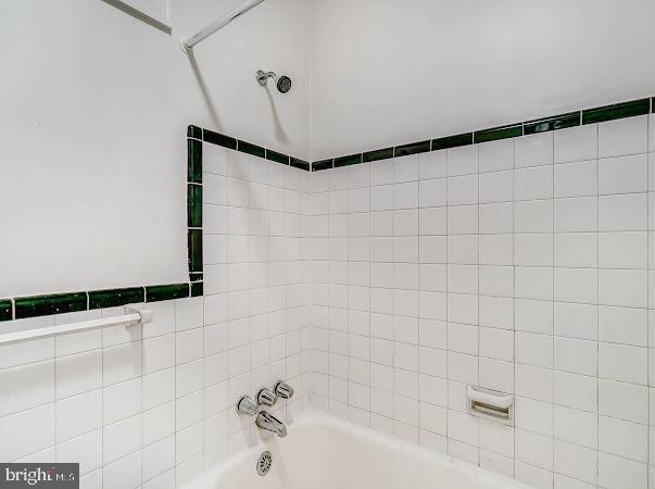 324 34th Street Southeast Washington, DC 20019 - Photo 12 of 25