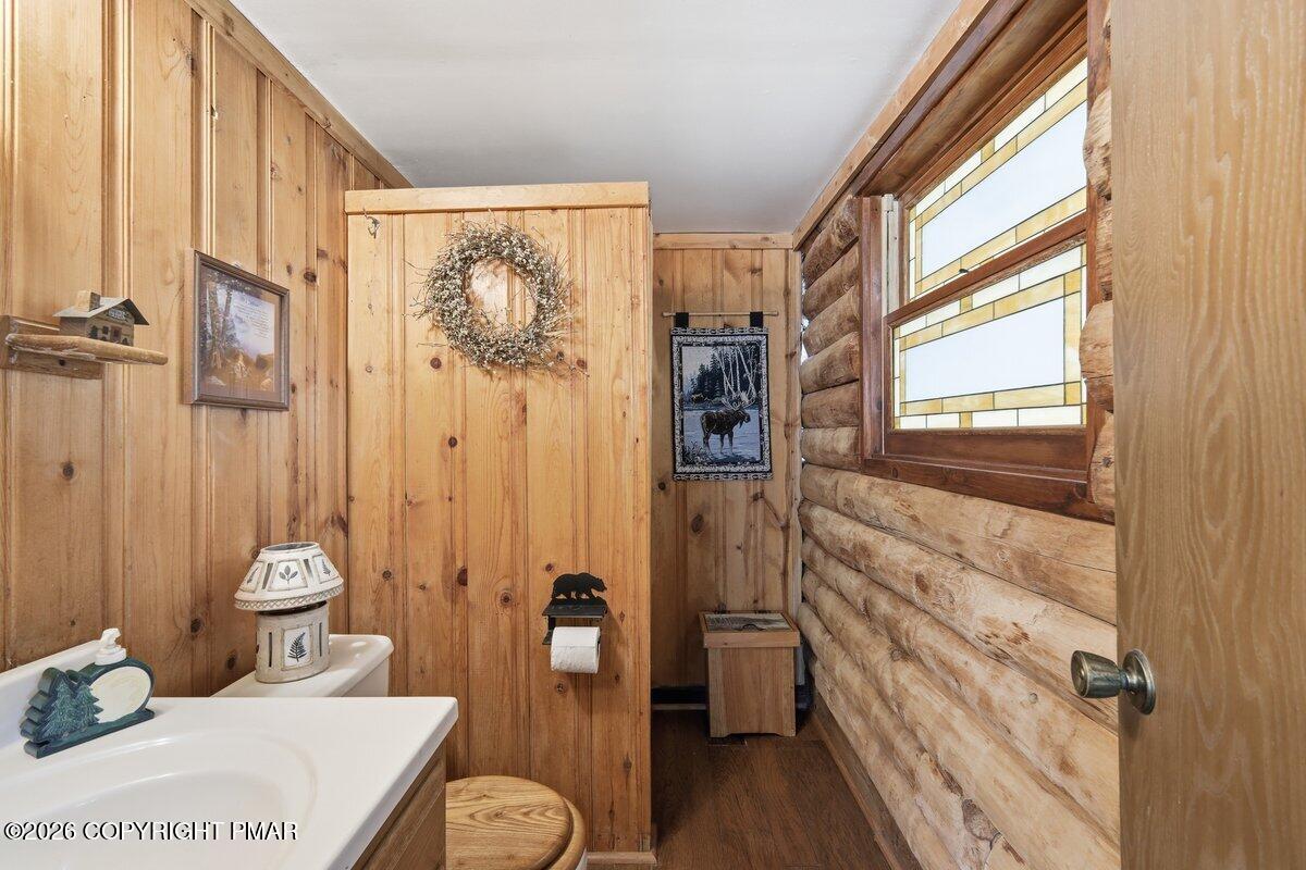 114 Bourne Court Bushkill, PA 18324 - Photo 21 of 41 Full Bathroom-Main Level