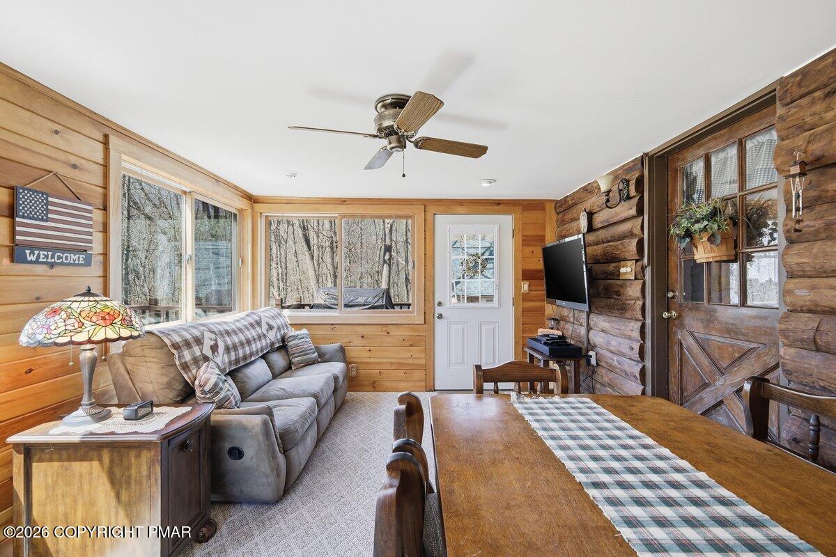 114 Bourne Court Bushkill, PA 18324 - Photo 23 of 41 Enclosed Porch