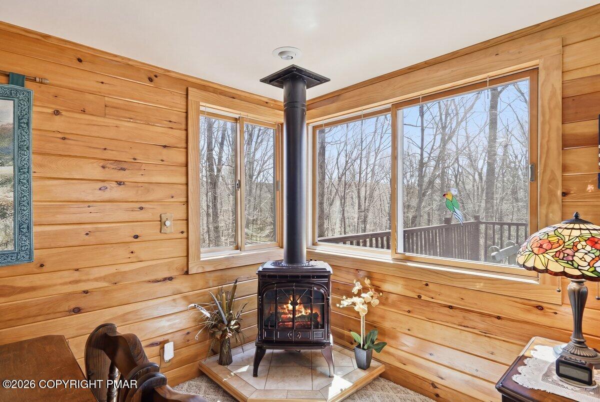 114 Bourne Court Bushkill, PA 18324 - Photo 24 of 41 Propane Stove