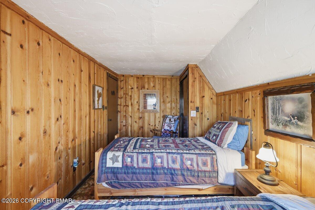 114 Bourne Court Bushkill, PA 18324 - Photo 29 of 41 Third Bedroom-Upper Level