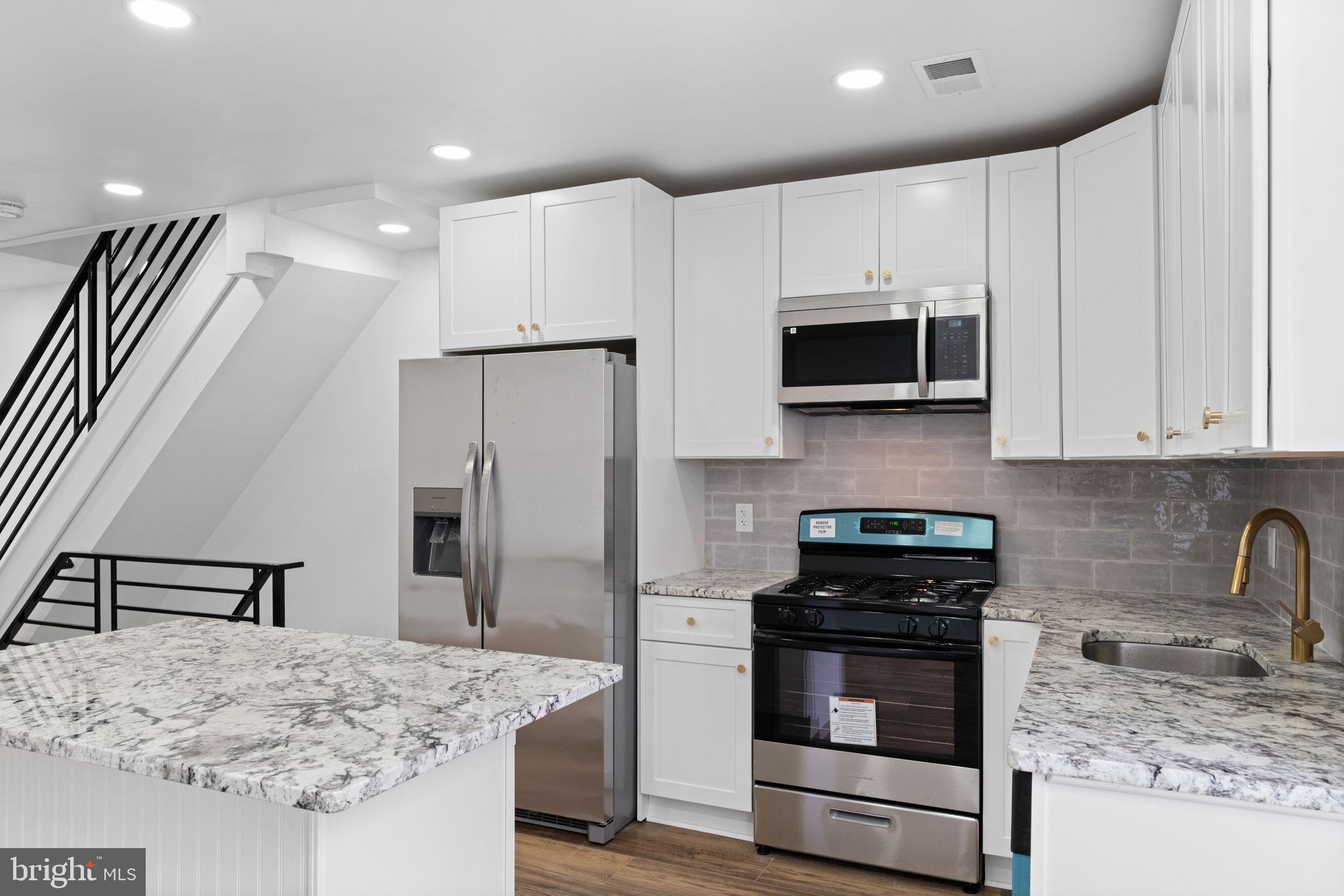 4656 Fernhill Road Philadelphia, PA 19144 - Photo 12 of 48 Gallery Image 12