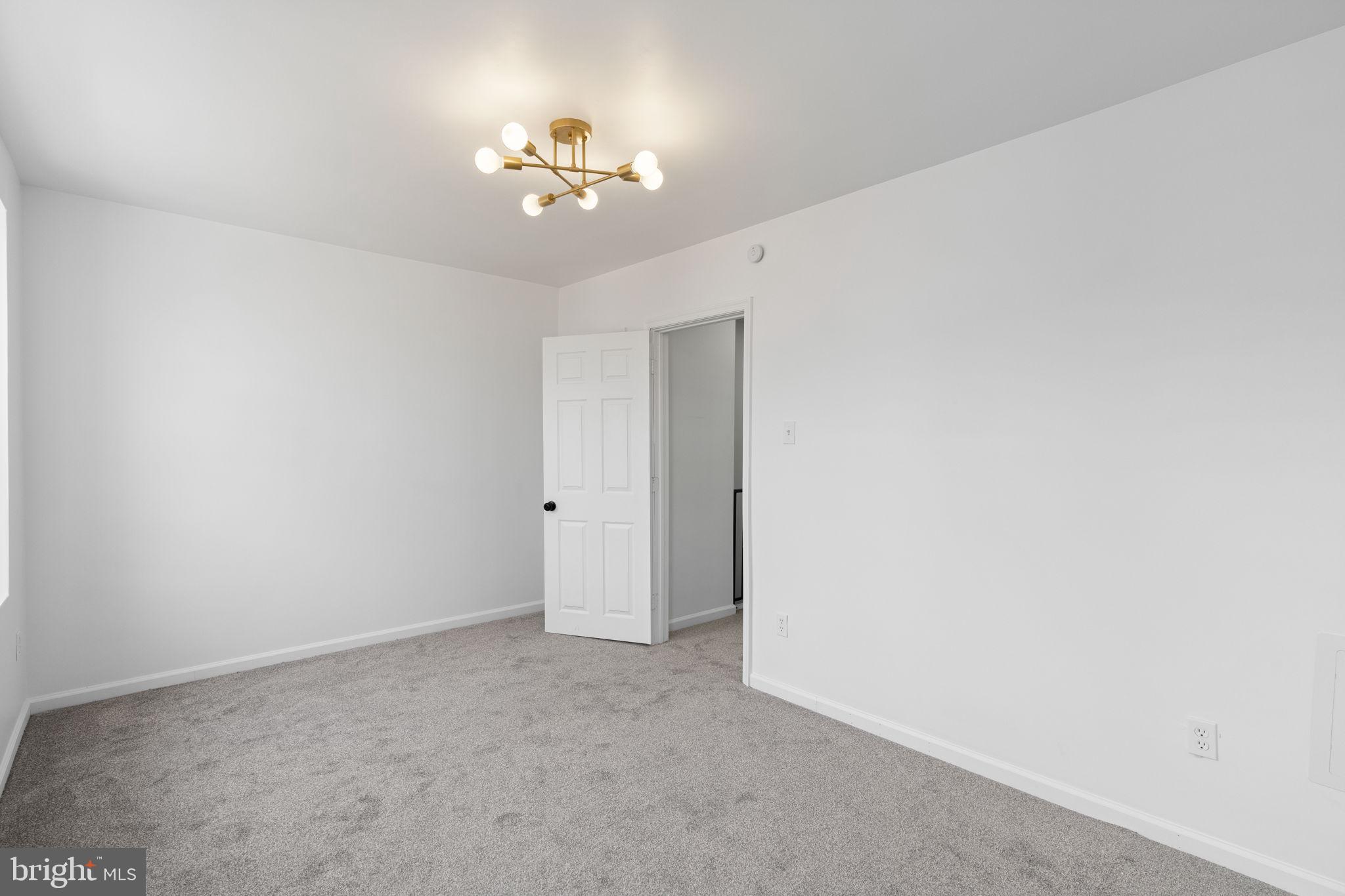 4656 Fernhill Road Philadelphia, PA 19144 - Photo 32 of 48 Gallery Image 32