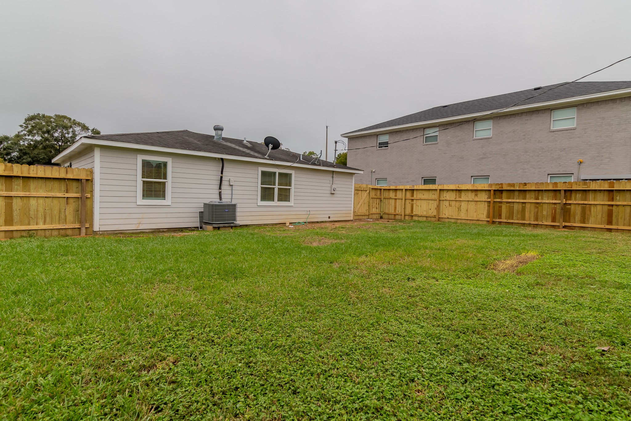 101 Will Street Willis, TX 77378 - Photo 2 of 25