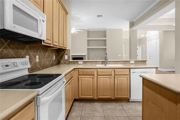 $3,750 | 10674 Woodchase Circle, Orlando, FL 32836