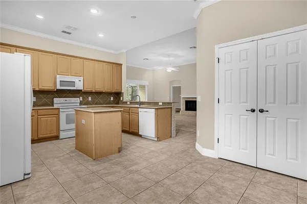 $3,750 | 10674 Woodchase Circle, Orlando, FL 32836