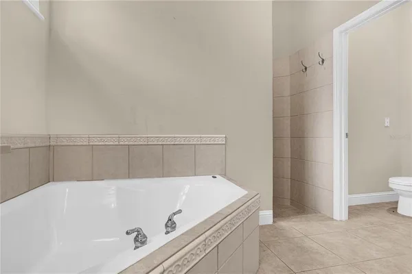 $3,750 | 10674 Woodchase Circle, Orlando, FL 32836