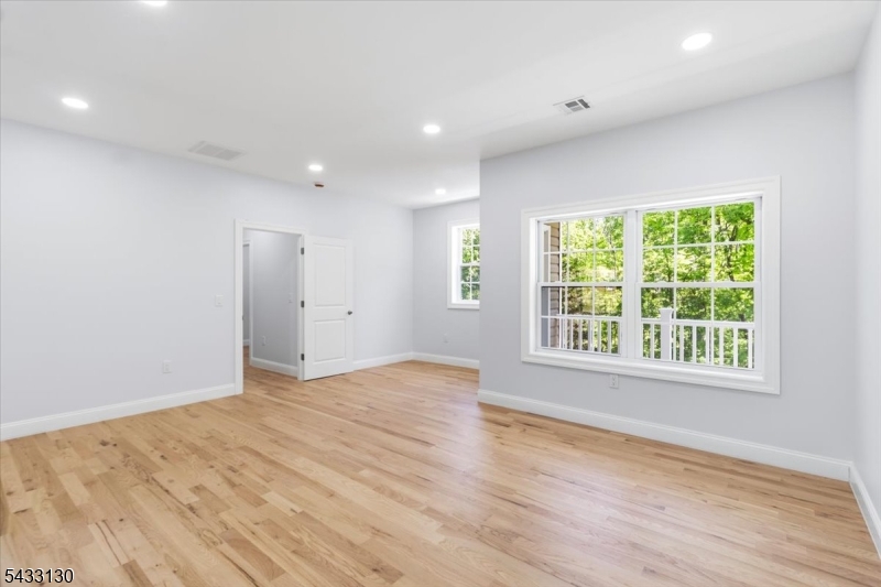 28 King George Road Warren, NJ 07059 - Photo 32 of 39