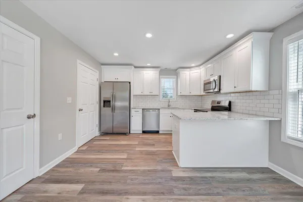 $1,550 | 1702 Baldwin Avenue Northeast, Unit B, Roanoke, VA 24012