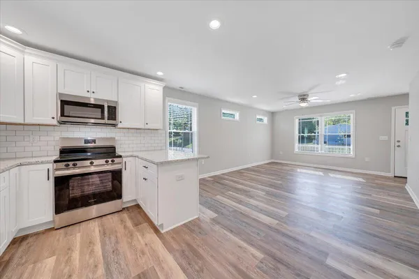 $1,550 | 1702 Baldwin Avenue Northeast, Unit B, Roanoke, VA 24012