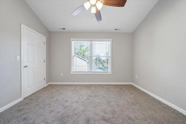 $1,550 | 1702 Baldwin Avenue Northeast, Unit B, Roanoke, VA 24012