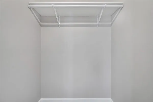 $1,550 | 1702 Baldwin Avenue Northeast, Unit B, Roanoke, VA 24012