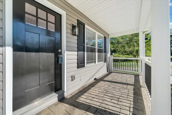 $1,550 | 1702 Baldwin Avenue Northeast, Unit B, Roanoke, VA 24012