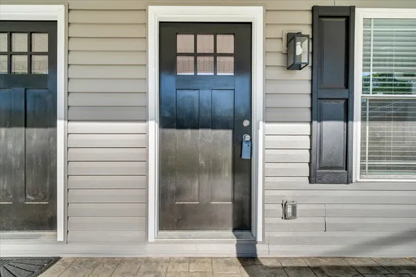 a view of entrance door of the house