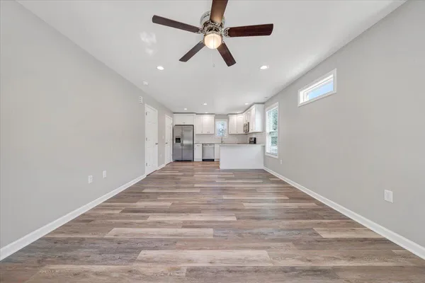 $1,550 | 1702 Baldwin Avenue Northeast, Unit B, Roanoke, VA 24012