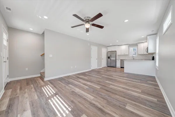 $1,550 | 1702 Baldwin Avenue Northeast, Unit B, Roanoke, VA 24012