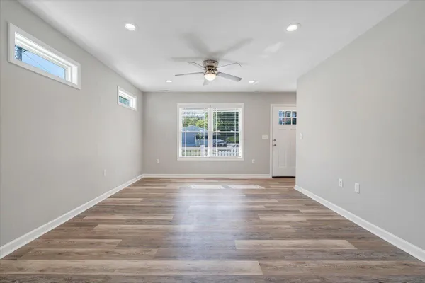 $1,550 | 1702 Baldwin Avenue Northeast, Unit B, Roanoke, VA 24012