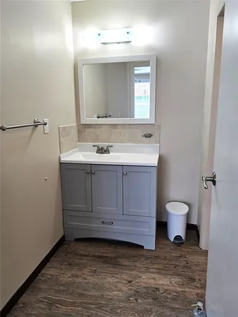 $1,500 | 533 South Glenwood Avenue, Clearwater, FL 33756