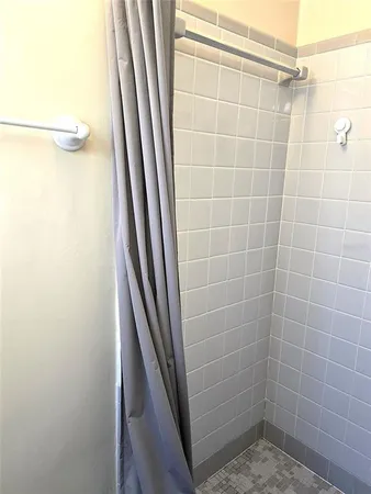 $1,500 | 533 South Glenwood Avenue, Clearwater, FL 33756