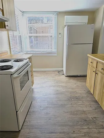 $1,500 | 533 South Glenwood Avenue, Clearwater, FL 33756