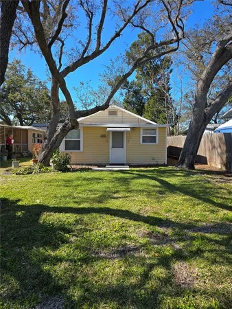 $1,500 | 533 South Glenwood Avenue, Clearwater, FL 33756