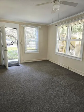 $1,500 | 533 South Glenwood Avenue, Clearwater, FL 33756