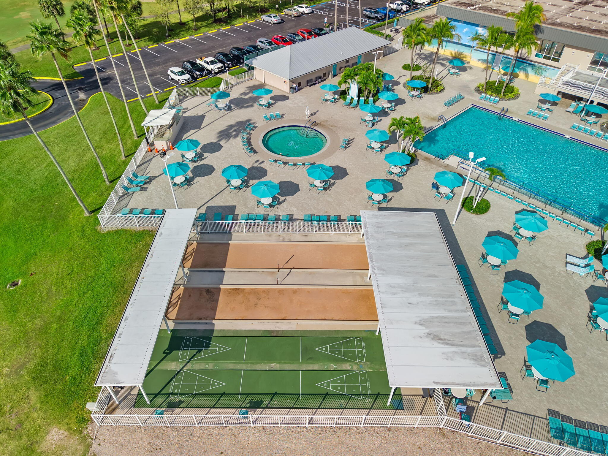 932 Flanders T Delray Beach, FL 33484 - Photo 28 of 28 an aerial view of a flower garden