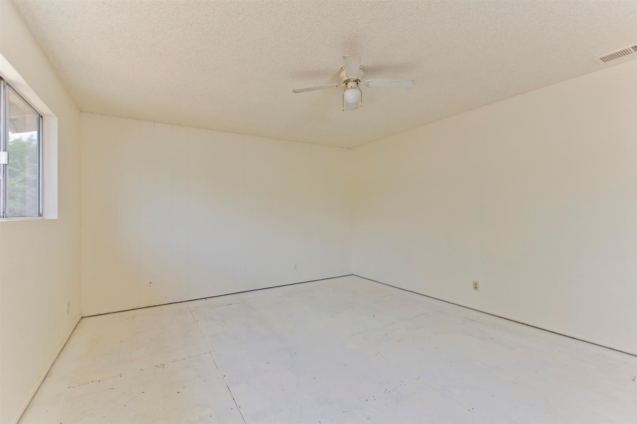 13991 Charlan Road Valley Center, CA 92082 - Photo 16 of 19