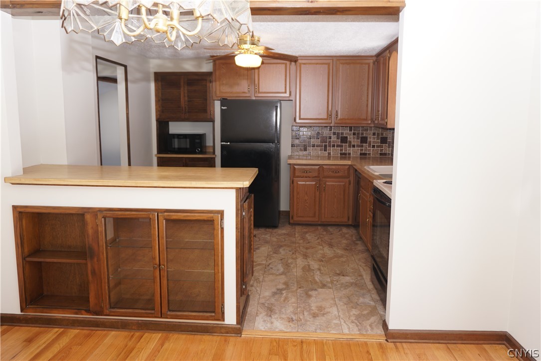 32 Wellington Road Clay, NY 13212 - Photo 17 of 48