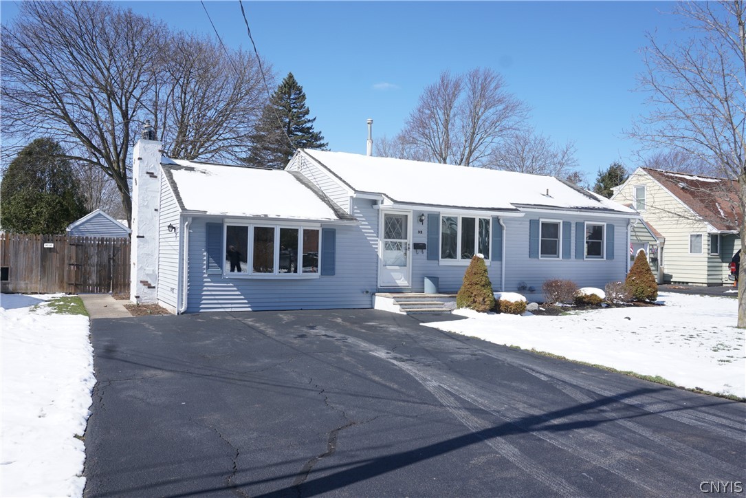 32 Wellington Road Clay, NY 13212 - Photo 2 of 48