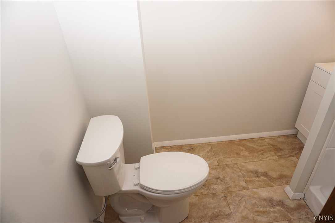 32 Wellington Road Clay, NY 13212 - Photo 43 of 48