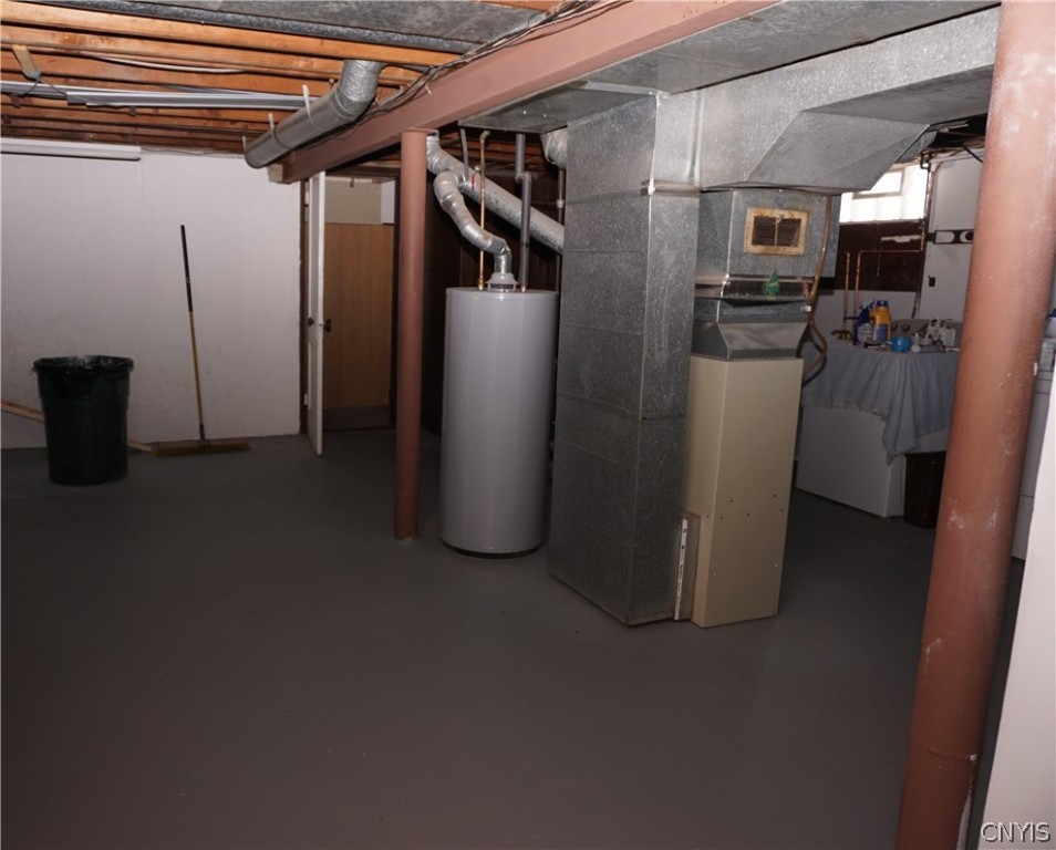 32 Wellington Road Clay, NY 13212 - Photo 46 of 48