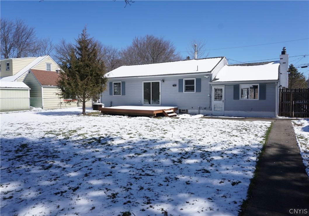 32 Wellington Road Clay, NY 13212 - Photo 6 of 48