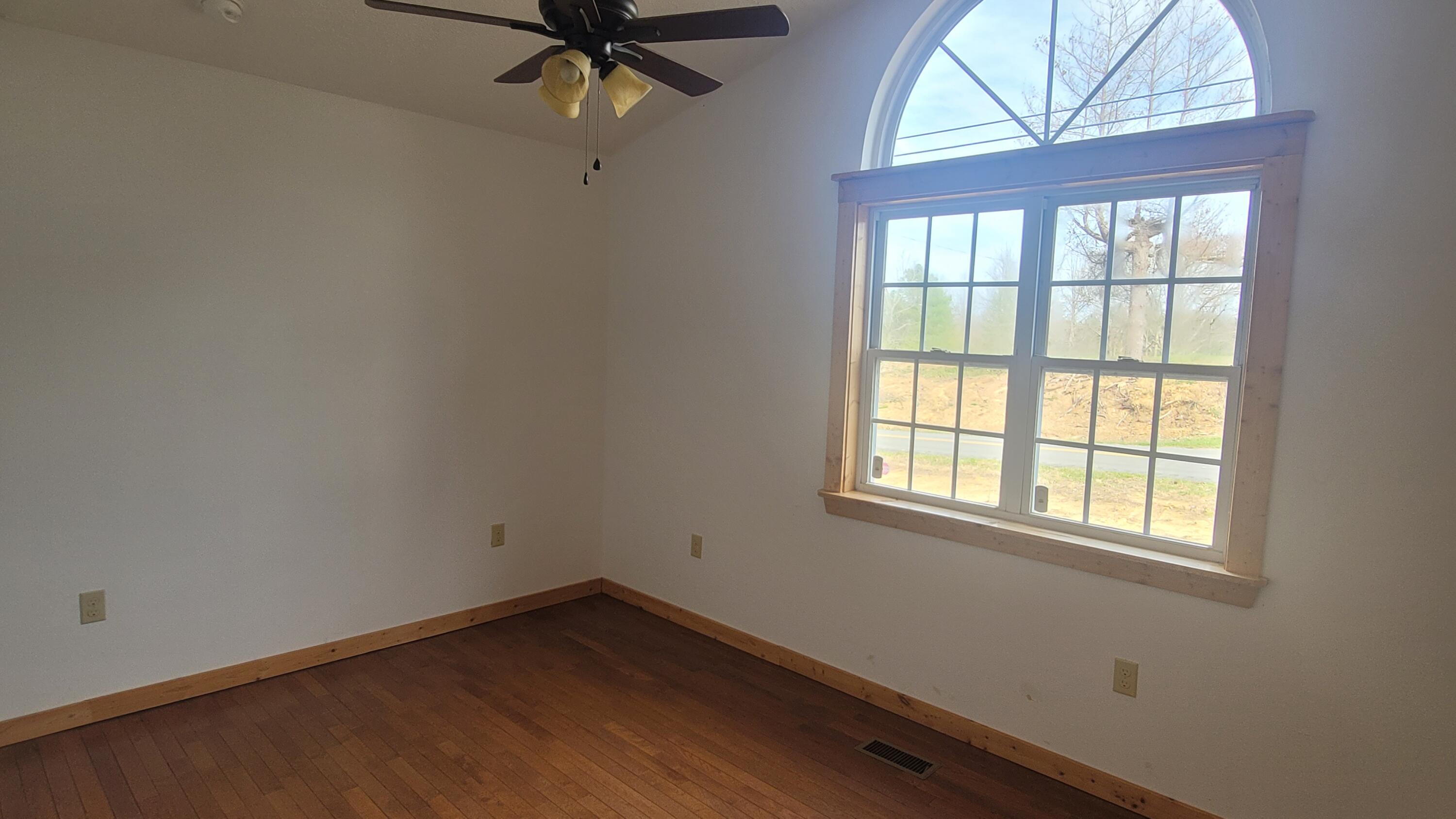 2536 London Dock Road London, KY 40744 - Photo 18 of 44 20230309_142128