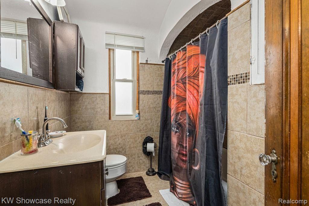 16154 Sunderland Road Detroit, MI 48219 - Photo 21 of 21 b12.jpg