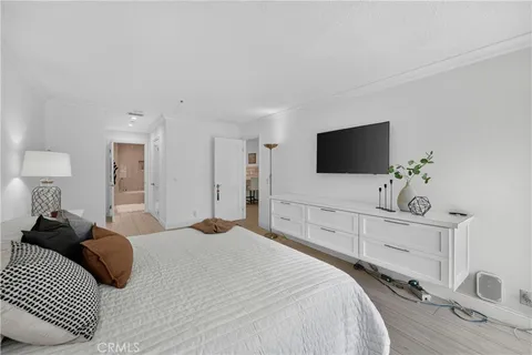 $6,650 | 950 Cagney Lane, Unit 207, Newport Beach, CA 92663