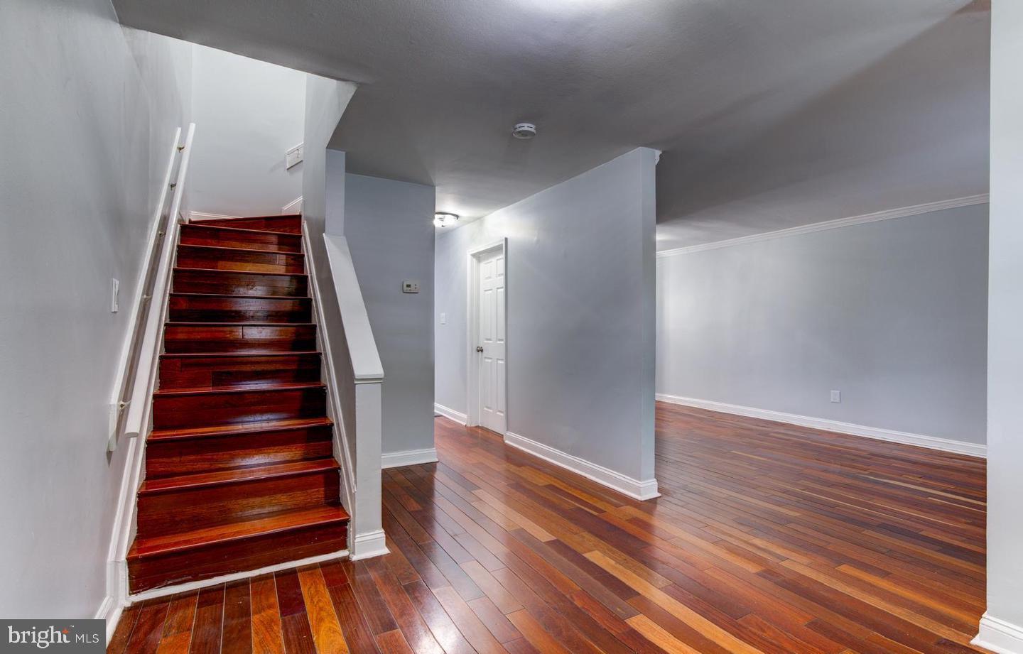 3537 Reisterstown Road Baltimore, MD 21215 - Photo 3 of 23 Foyer 2