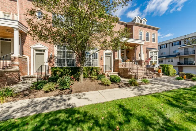 $2,700 | 695 River Park Village Boulevard, Northville, MI 48167