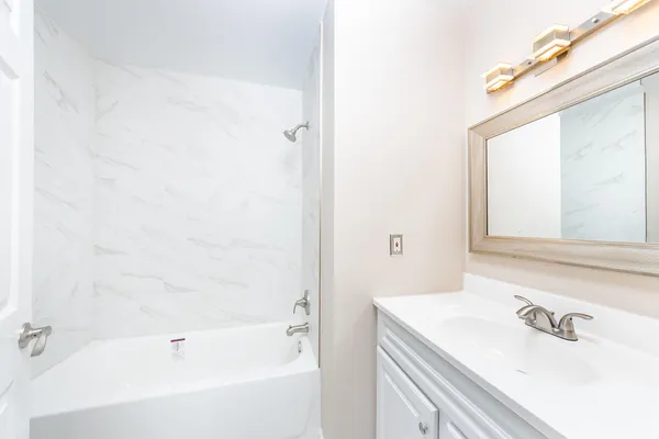 $2,300 | 695 River Park Village Boulevard, Northville, MI 48167