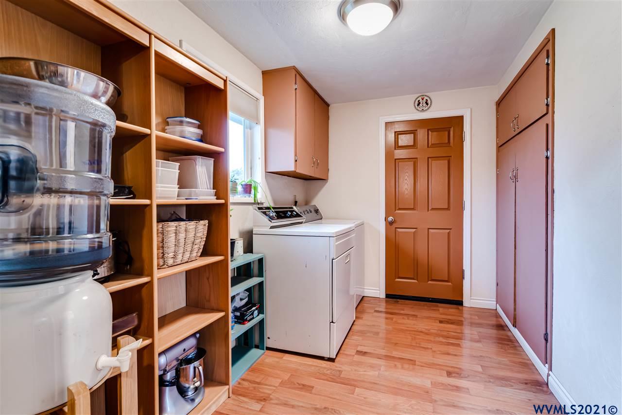 36100 Riverside Drive Albany, OR 97321 - Photo 17 of 30 Gallery Image 17