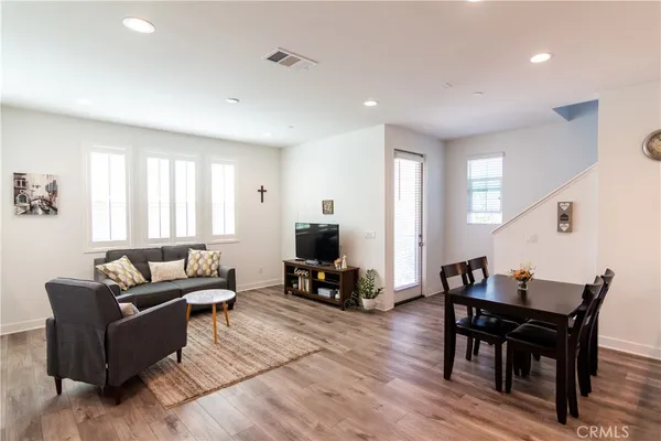 $3,000 | 163 Pinkerton Lane, La Habra, CA 90631