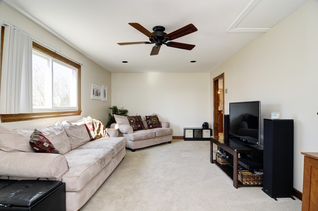 83 Paddock Street Montgomery, IL 60538 - Photo 18 of 23 Gallery Image 18