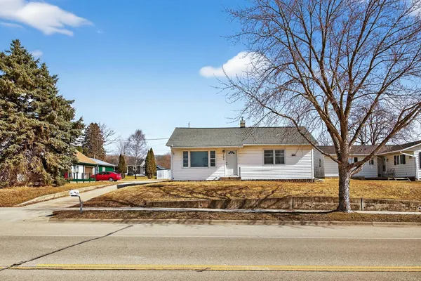$159,900 | 1006 Main Street South, Chatfield, MN 55923
