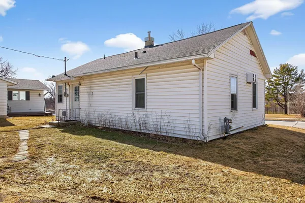 $159,900 | 1006 Main Street South, Chatfield, MN 55923