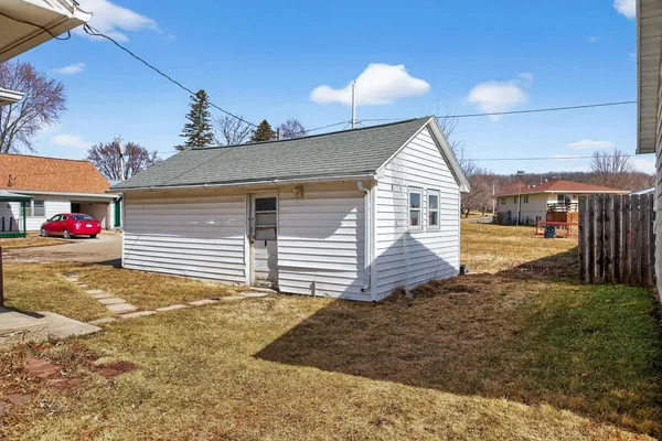$159,900 | 1006 Main Street South, Chatfield, MN 55923