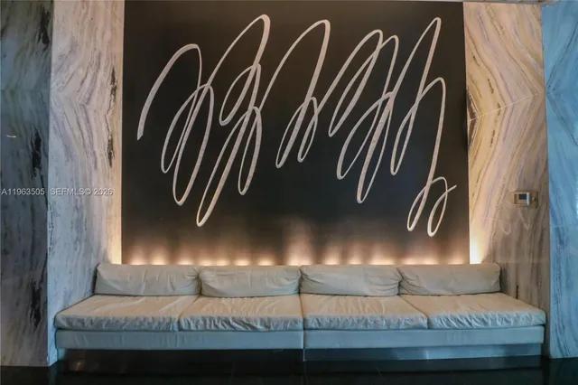 $3,900 | 335 South Biscayne Boulevard, Unit 2708, Miami, FL 33131