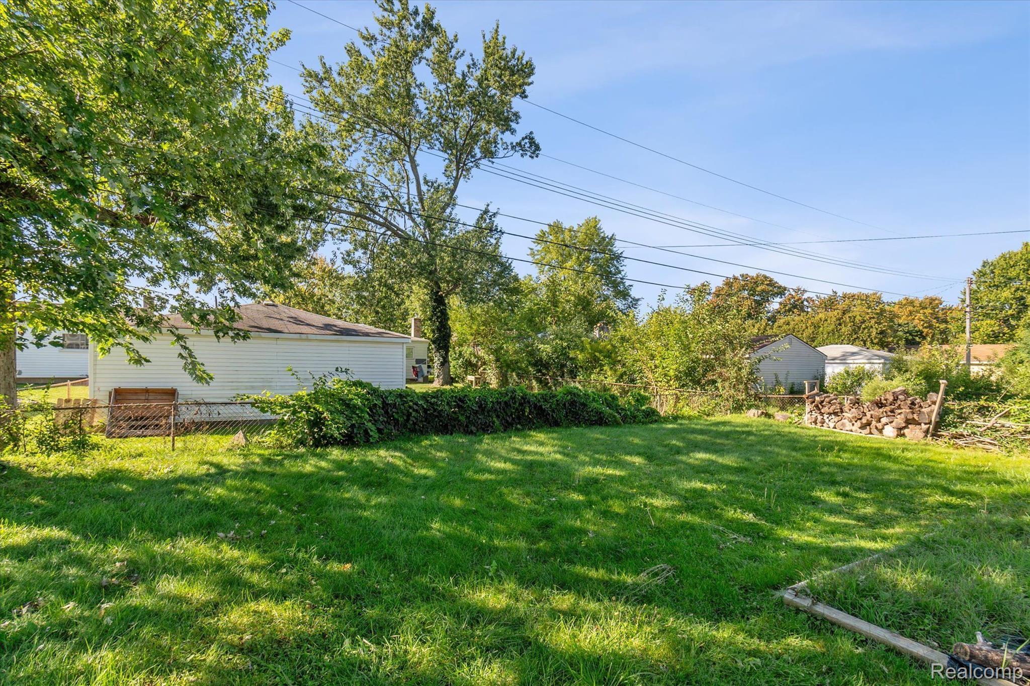11822 Frazho Road Warren, MI 48089 - Photo 35 of 47